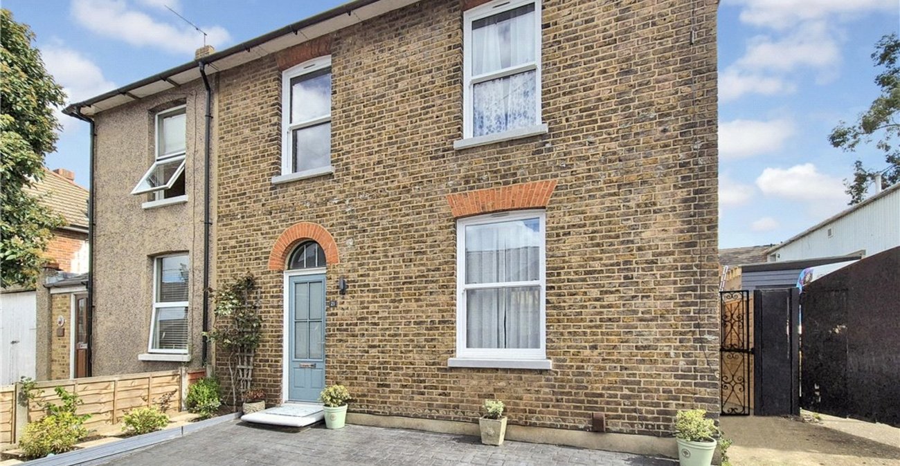 3 bedroom house for sale in Orpington | Robinson Jackson