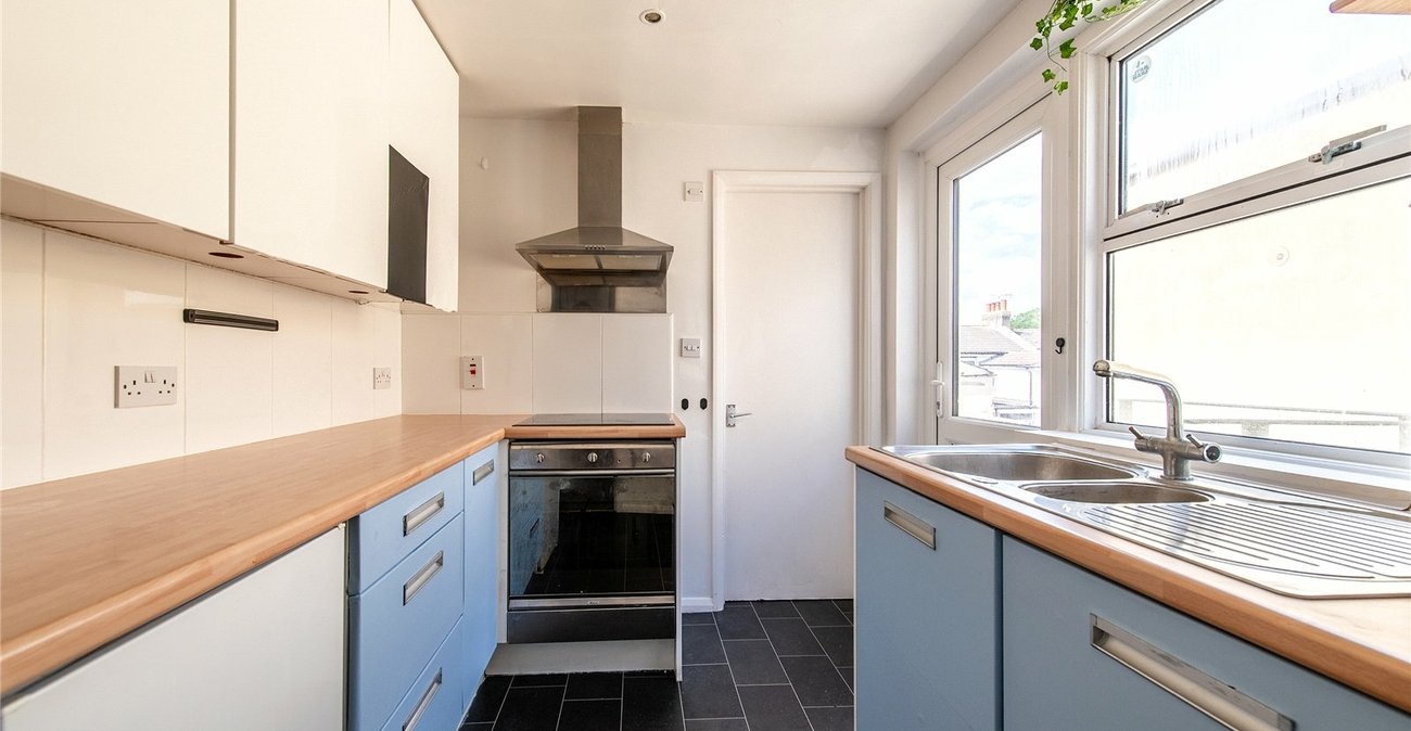 4 bedroom house for sale in Gravesend | Robinson Michael & Jackson