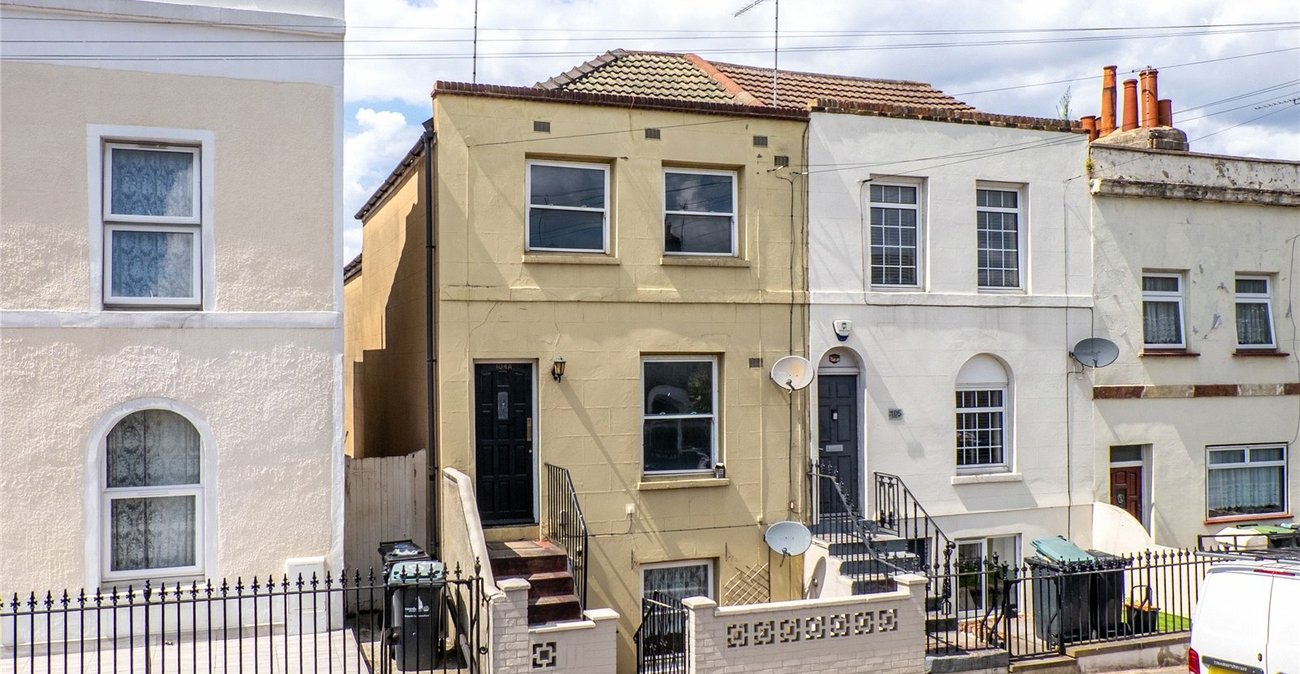 4 bedroom house for sale in Gravesend | Robinson Michael & Jackson