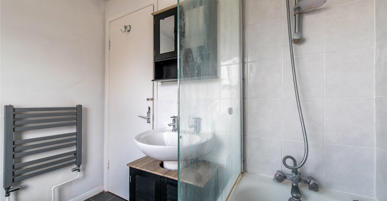 4 bedroom house for sale in Gravesend | Robinson Michael & Jackson