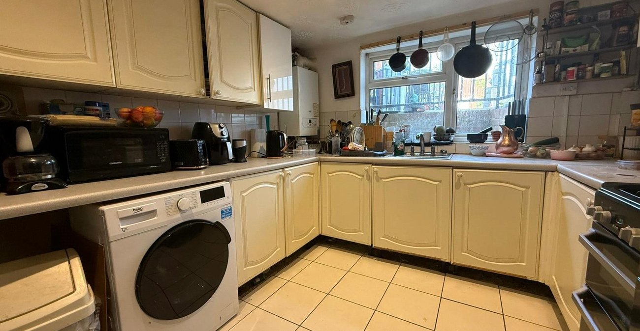 4 bedroom house for sale in Gravesend | Robinson Michael & Jackson