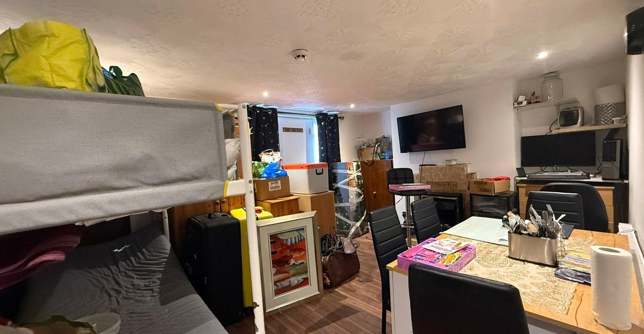 4 bedroom house for sale in Gravesend | Robinson Michael & Jackson