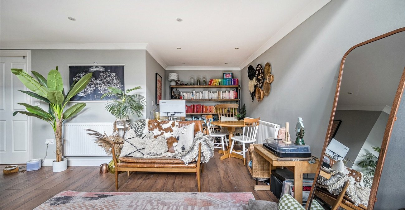 2 bedroom property for sale in Sydenham | Robinson Jackson