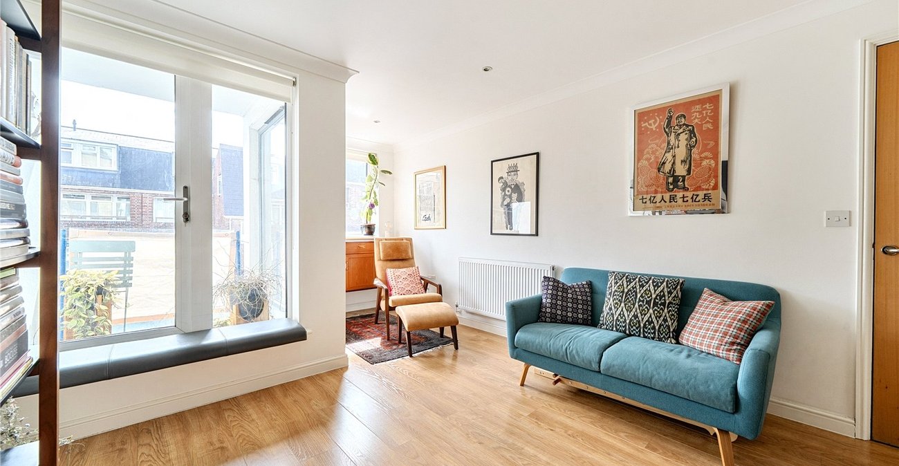 2 bedroom property for sale in Sydenham | Robinson Jackson