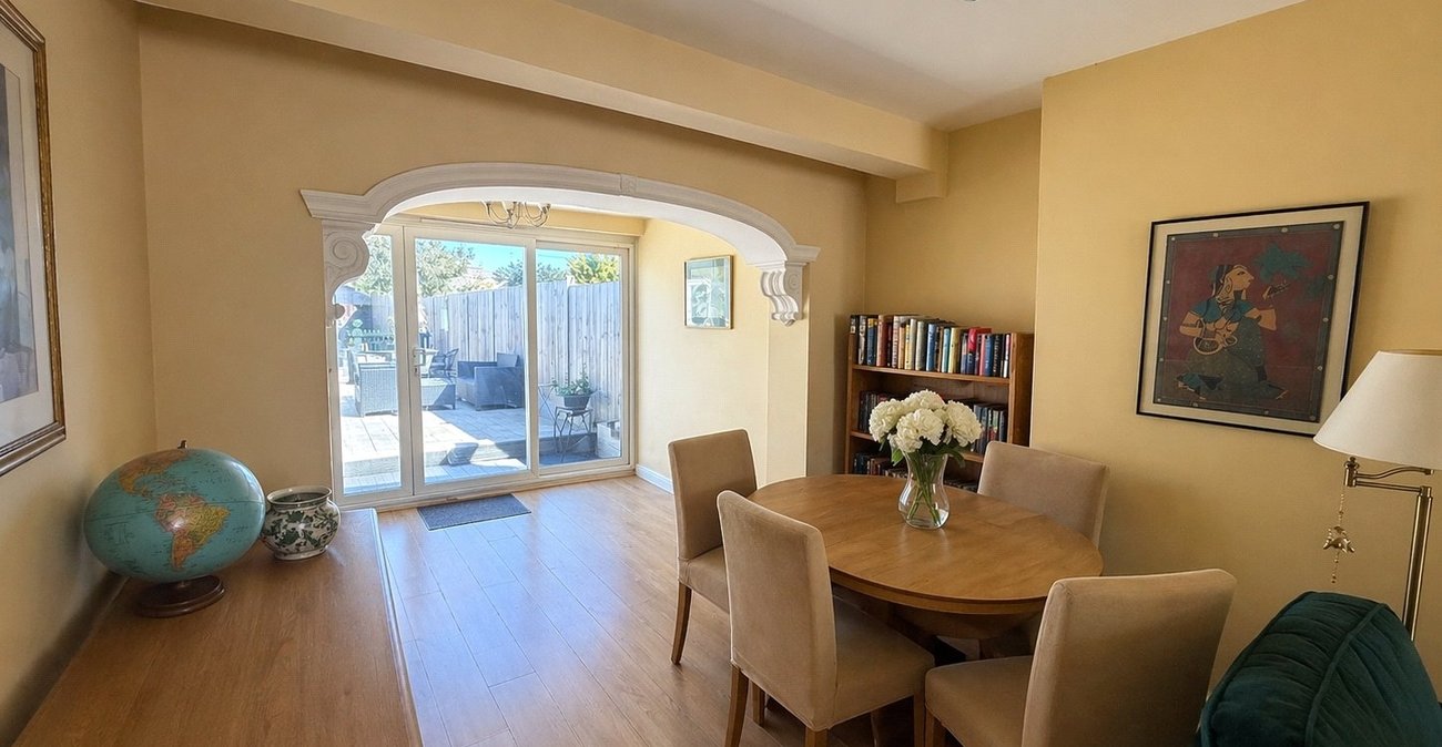3 bedroom house for sale in Plumstead | Robinson Jackson
