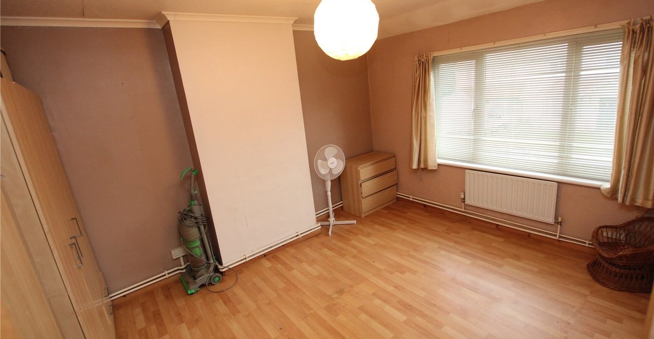 4 bedroom house for sale in London | Robinson Jackson