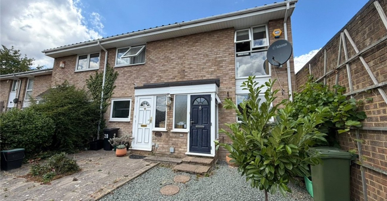 2 bedroom house for sale in Orpington | Robinson Jackson