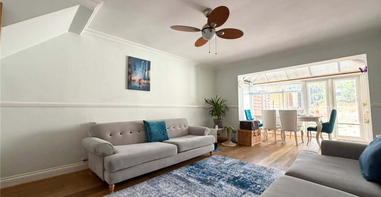 2 bedroom house for sale in Orpington | Robinson Jackson