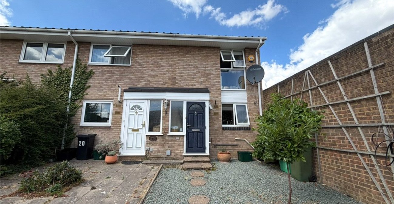 2 bedroom house for sale in Orpington | Robinson Jackson