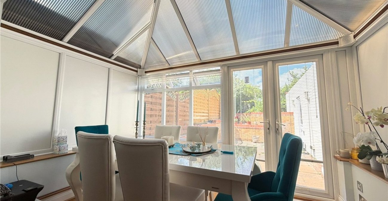 2 bedroom house for sale in Orpington | Robinson Jackson