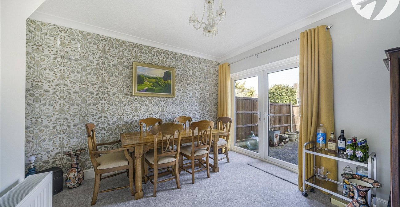 4 bedroom house for sale in West Dartford | Robinson Jackson