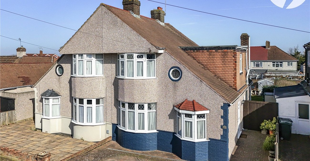 4 bedroom house for sale in West Dartford | Robinson Jackson