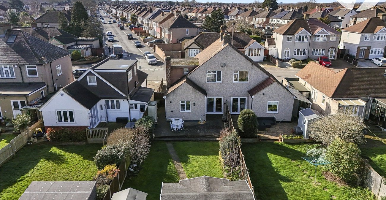 4 bedroom house for sale in West Dartford | Robinson Jackson