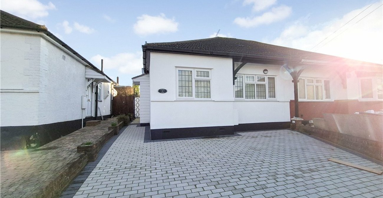 2 bedroom bungalow for sale in St Pauls Cray | Robinson Jackson