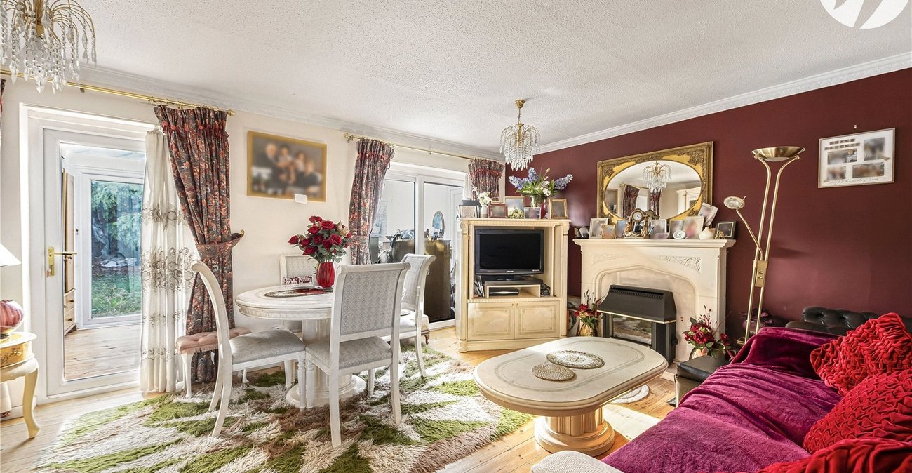 3 bedroom house for sale in Kent | Robinson Jackson