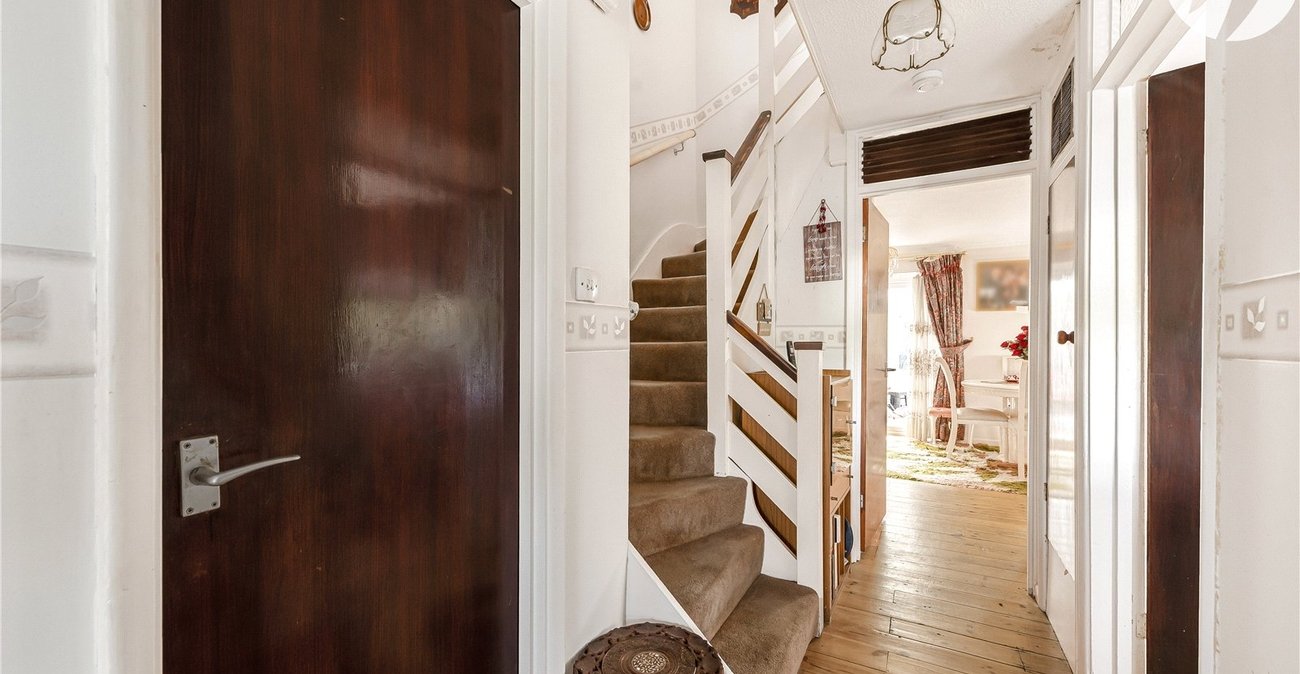 3 bedroom house for sale in Kent | Robinson Jackson