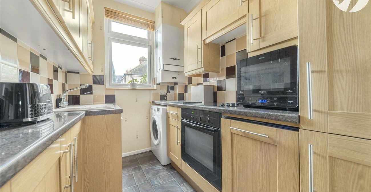 3 bedroom house for sale in Dartford | Robinson Jackson