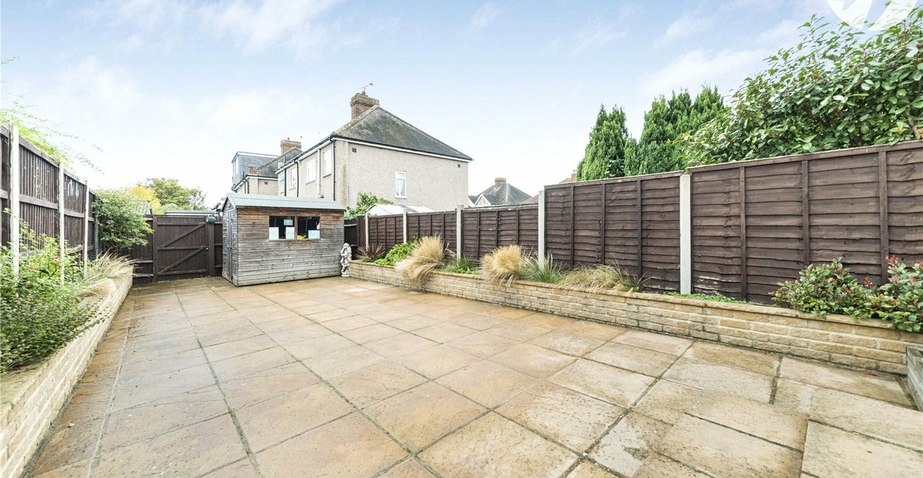 3 bedroom house for sale in Dartford | Robinson Jackson