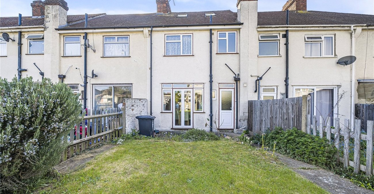 3 bedroom house for sale in Dartford | Robinson Jackson