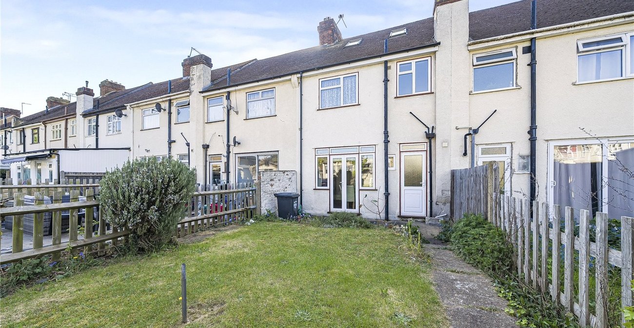 3 bedroom house for sale in Dartford | Robinson Jackson