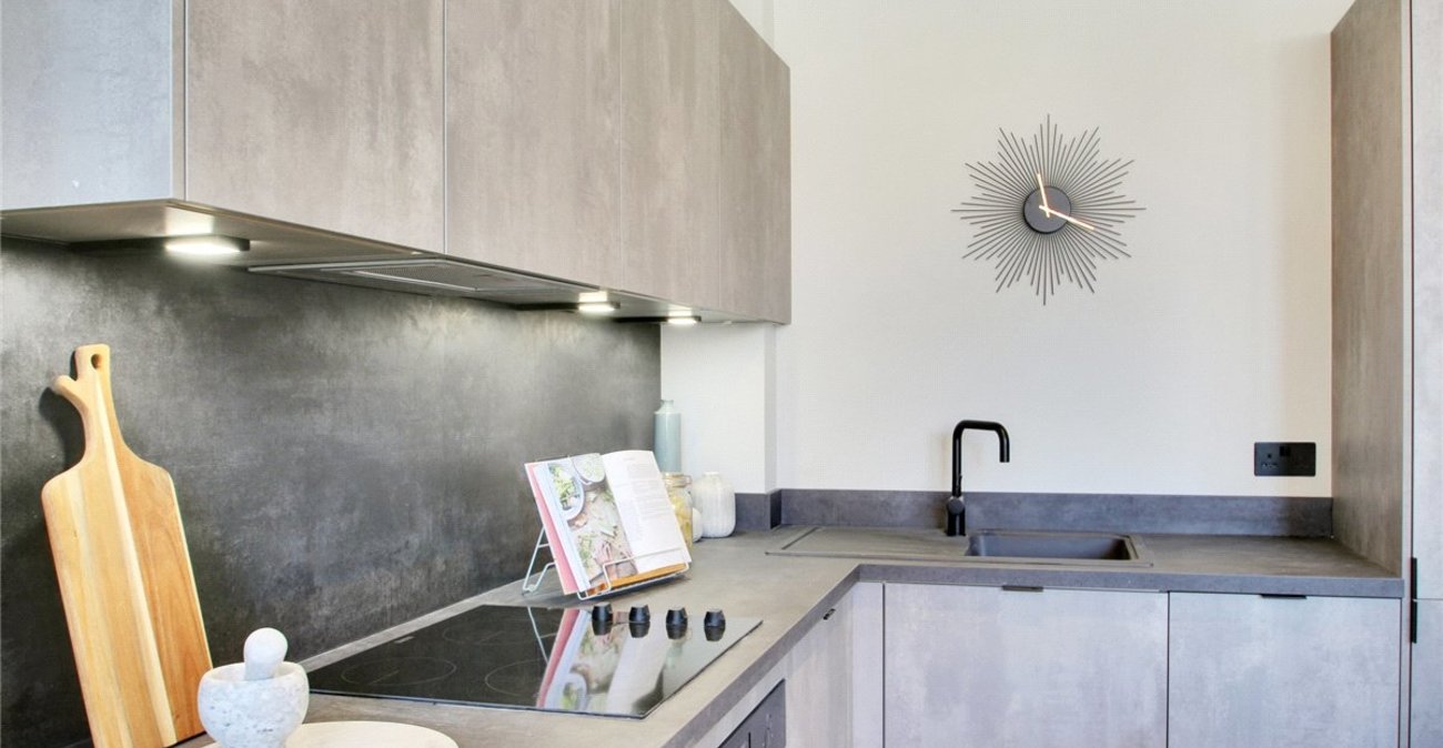 1 bedroom property for sale in Orpington | Robinson Jackson