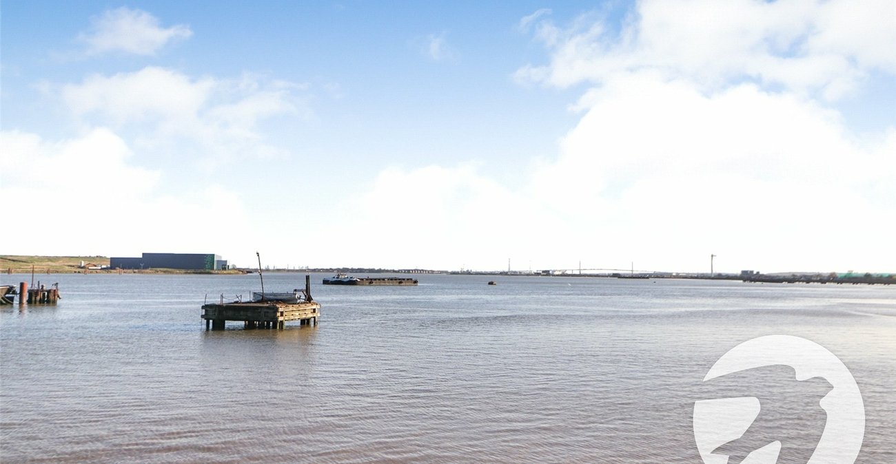 2 bedroom property for sale in Erith | Robinson Jackson