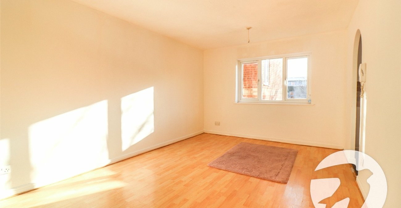 2 bedroom property for sale in Erith | Robinson Jackson