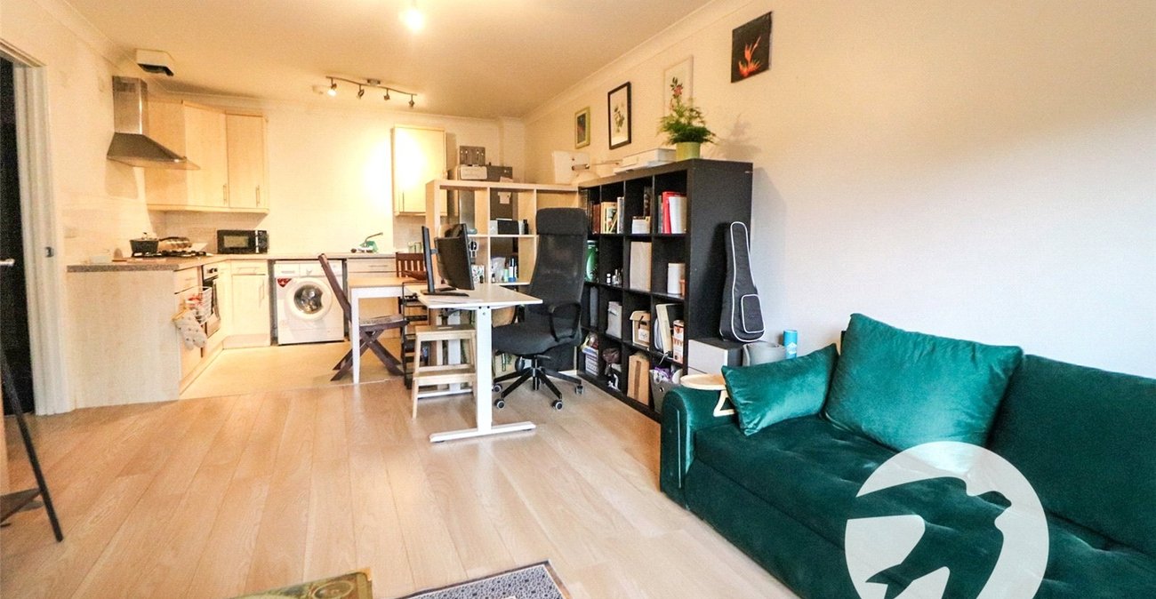 1 bedroom property for sale in Erith | Robinson Jackson