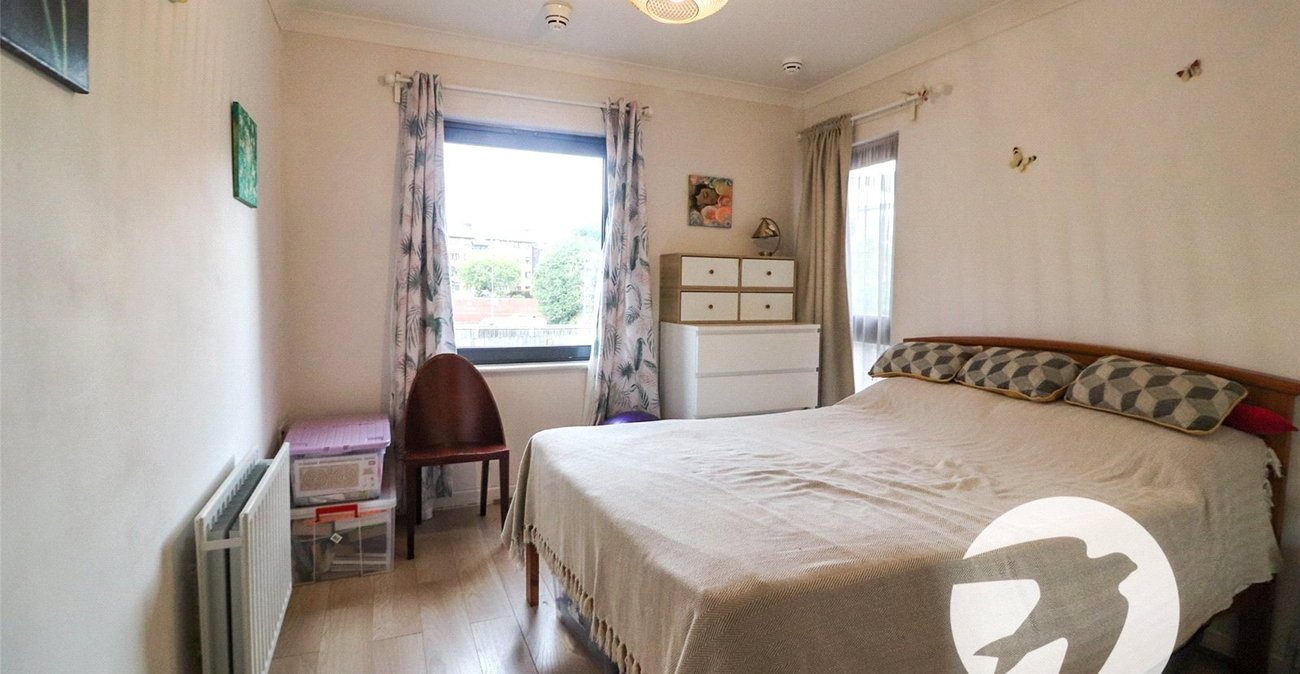 1 bedroom property for sale in Erith | Robinson Jackson
