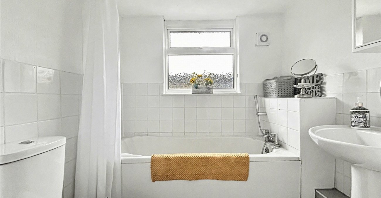 3 bedroom house for sale in Gillingham | Robinson Michael & Jackson