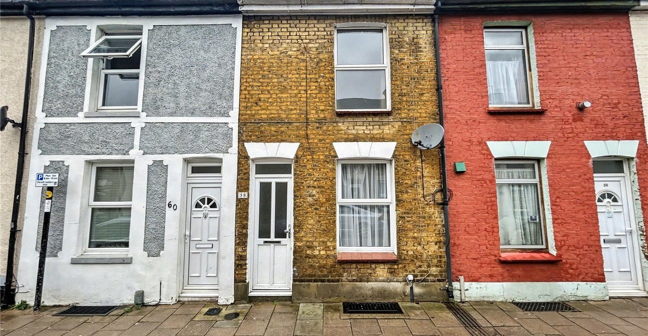 3 bedroom house for sale in Gillingham | Robinson Michael & Jackson