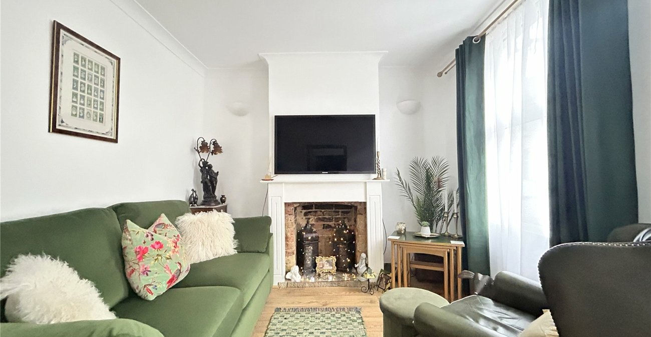 3 bedroom house for sale in Gillingham | Robinson Michael & Jackson