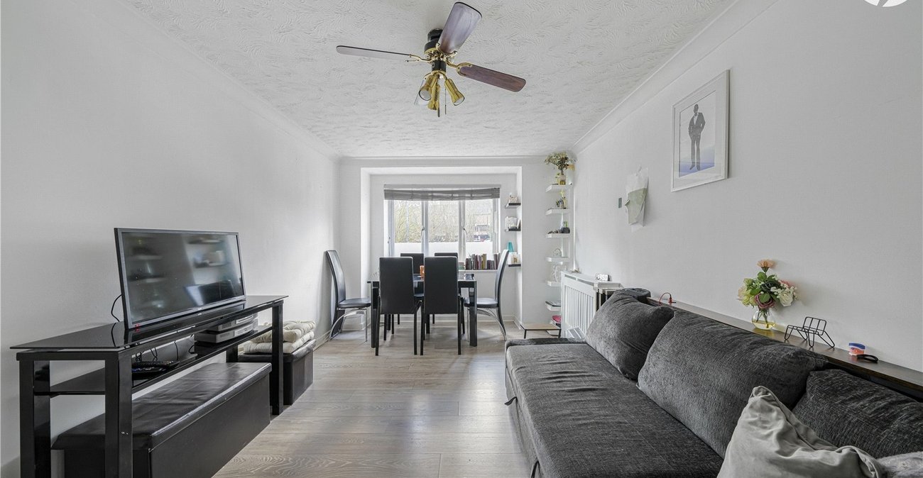 1 bedroom property for sale in Gravesend | Robinson Michael & Jackson