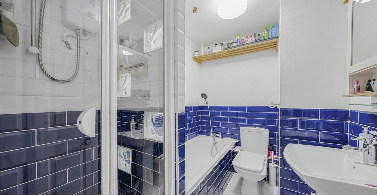 1 bedroom property for sale in Gravesend | Robinson Michael & Jackson