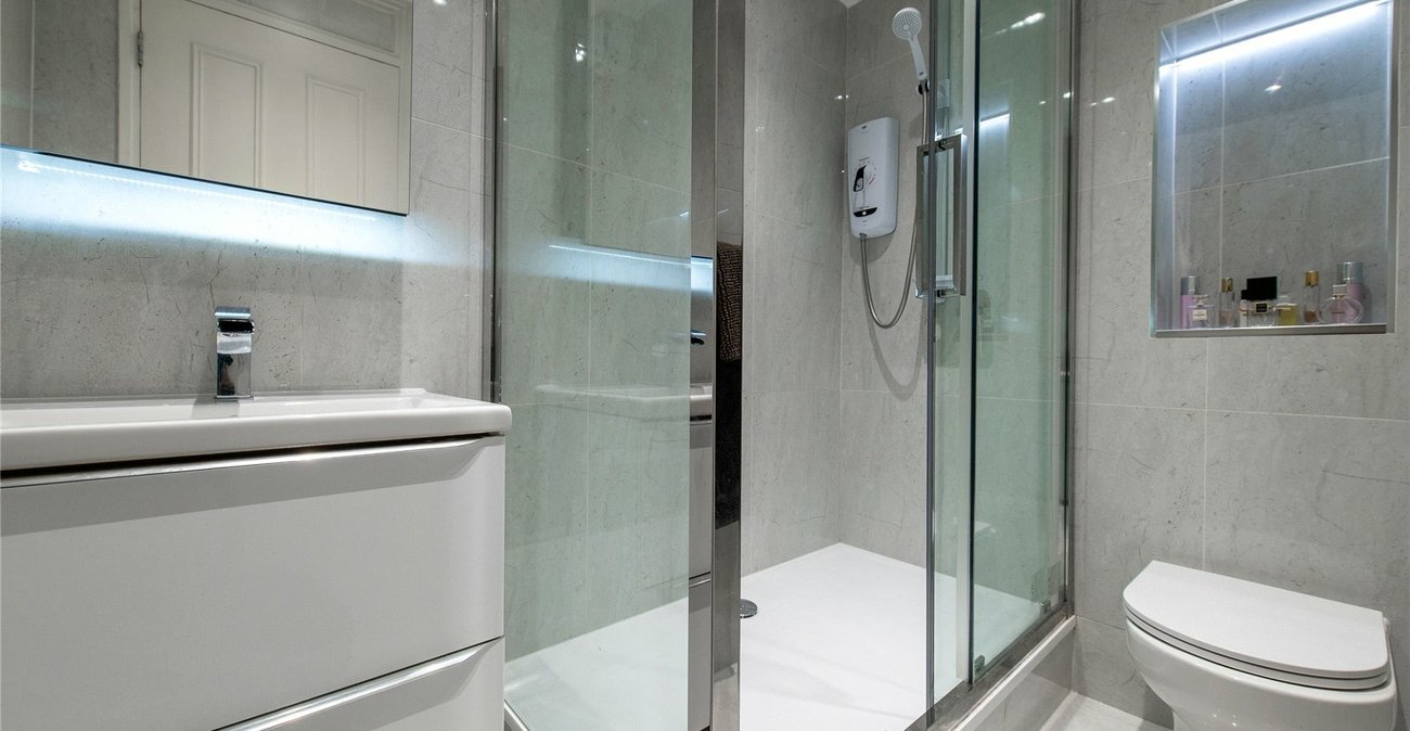 1 bedroom property for sale in Gravesend | Robinson Michael & Jackson