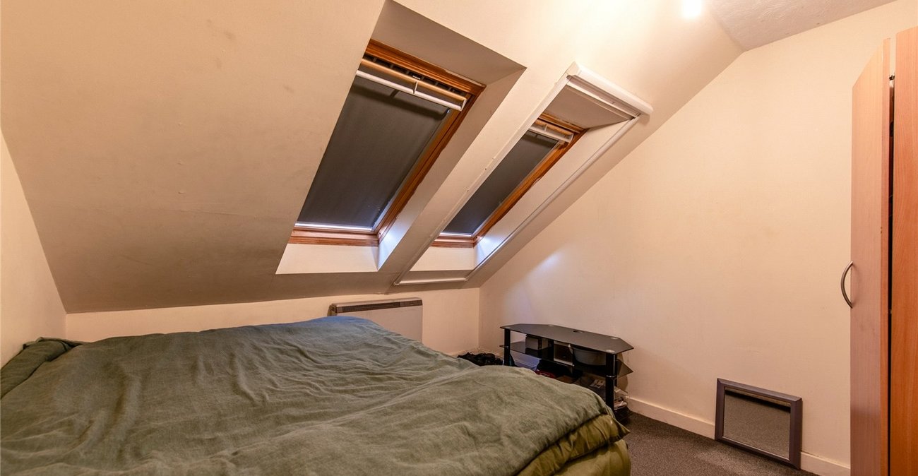 2 bedroom property for sale in Gravesend | Robinson Michael & Jackson