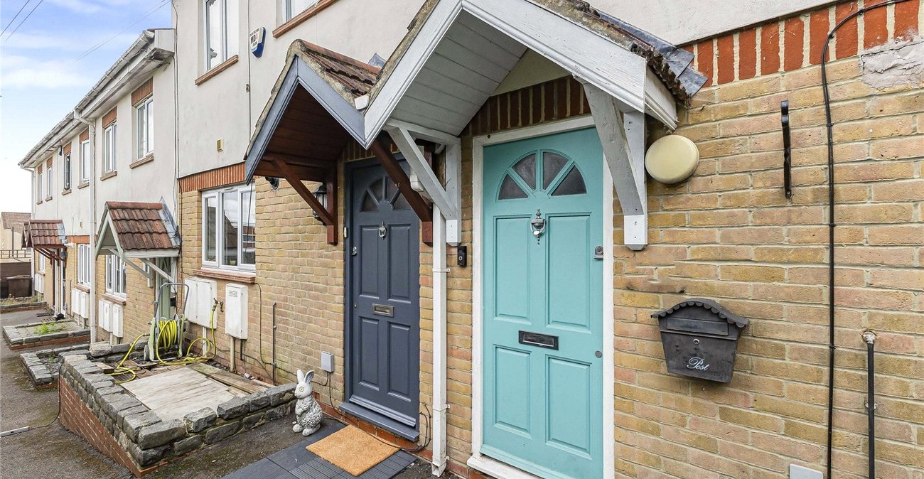 3 bedroom house for sale in Rochester | Robinson Michael & Jackson