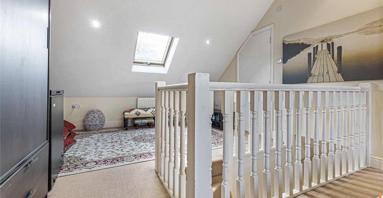 3 bedroom house for sale in Rochester | Robinson Michael & Jackson