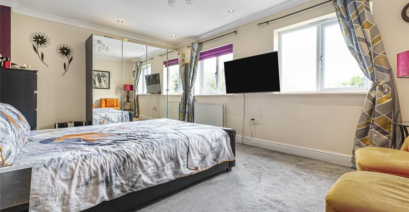 3 bedroom house for sale in Rochester | Robinson Michael & Jackson