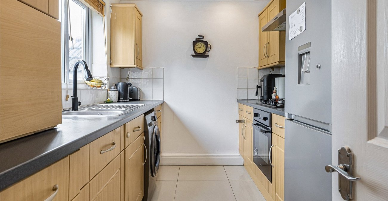 3 bedroom house for sale in Rochester | Robinson Michael & Jackson