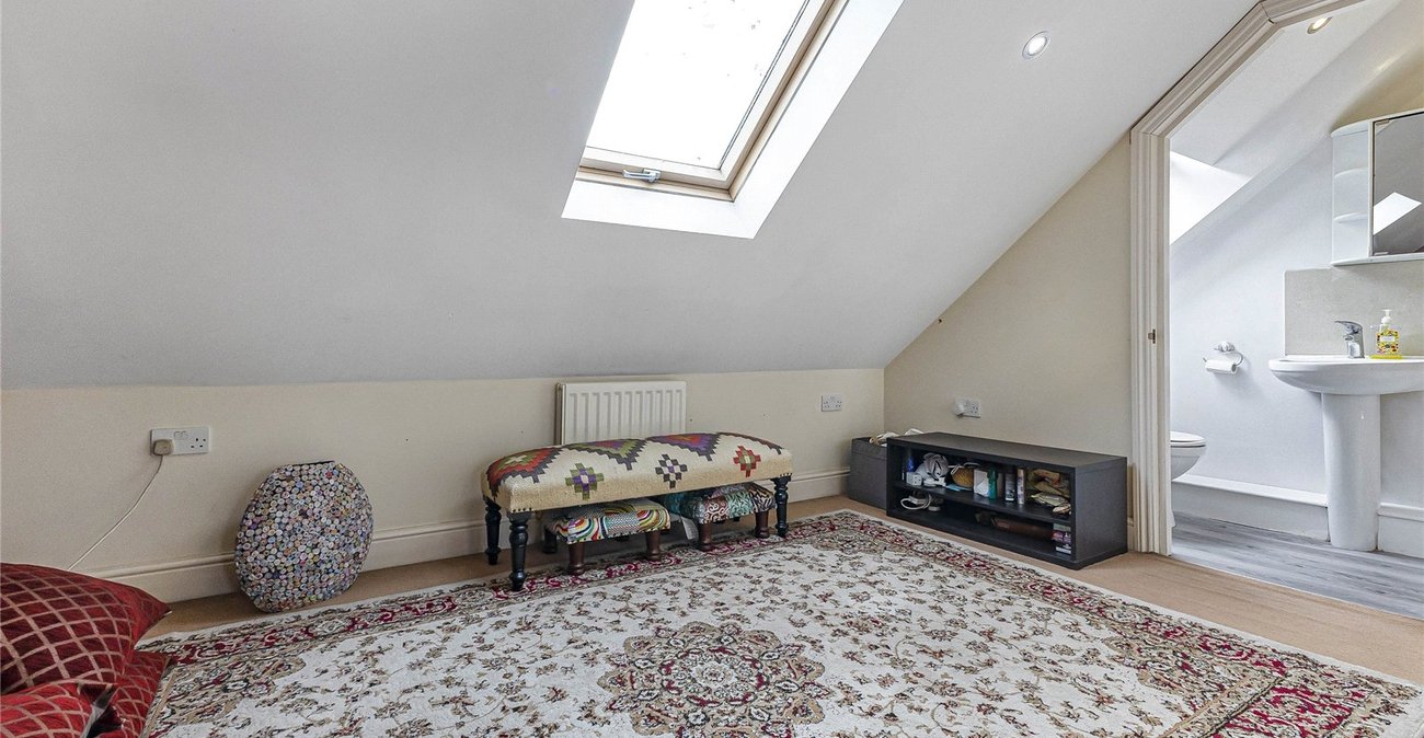 3 bedroom house for sale in Rochester | Robinson Michael & Jackson