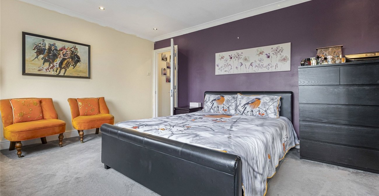3 bedroom house for sale in Rochester | Robinson Michael & Jackson