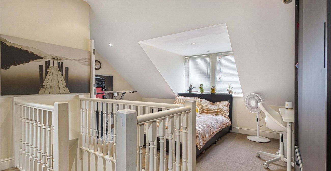 3 bedroom house for sale in Rochester | Robinson Michael & Jackson