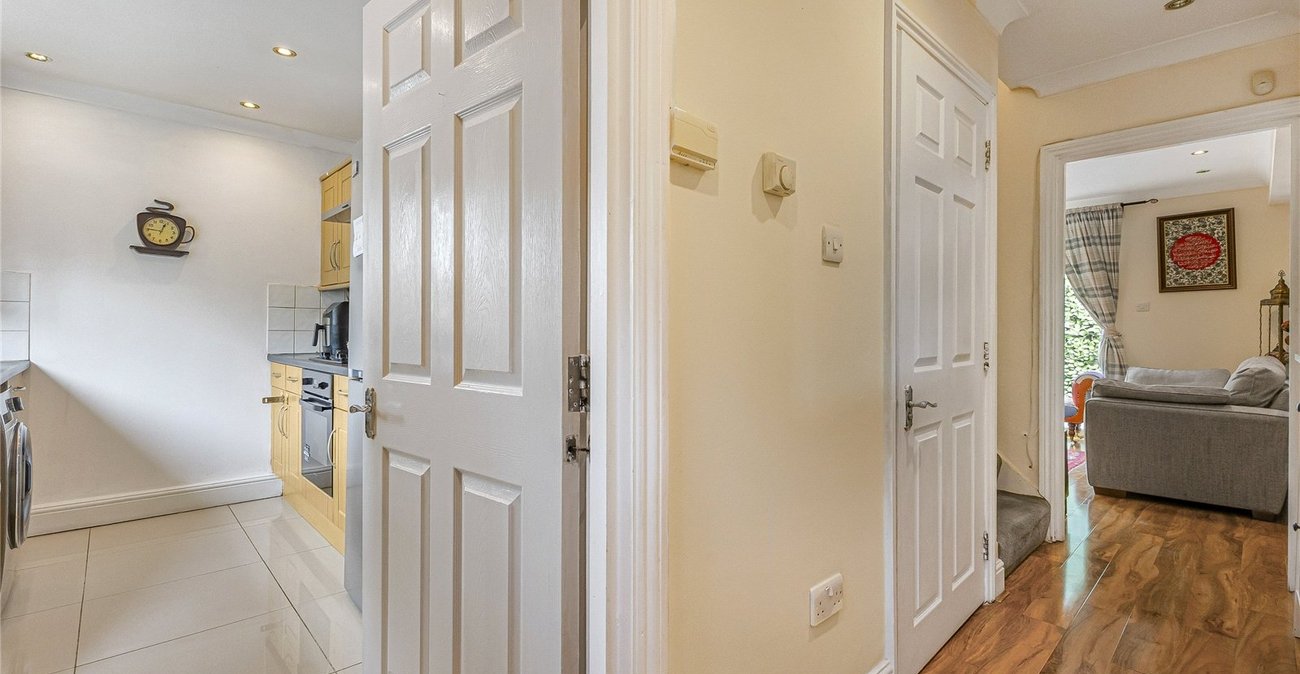 3 bedroom house for sale in Rochester | Robinson Michael & Jackson