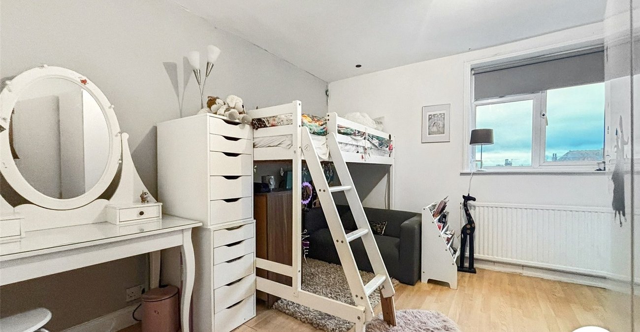 2 bedroom house for sale in Rochester | Robinson Michael & Jackson