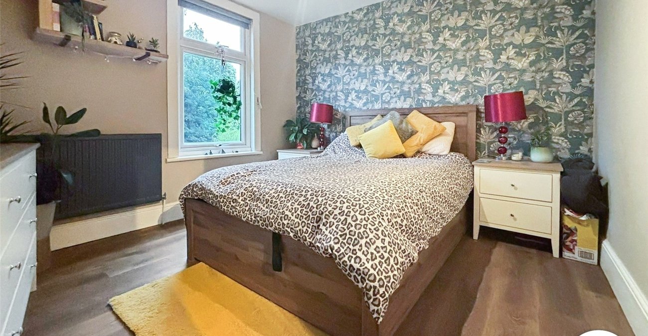 2 bedroom house for sale in Rochester | Robinson Michael & Jackson