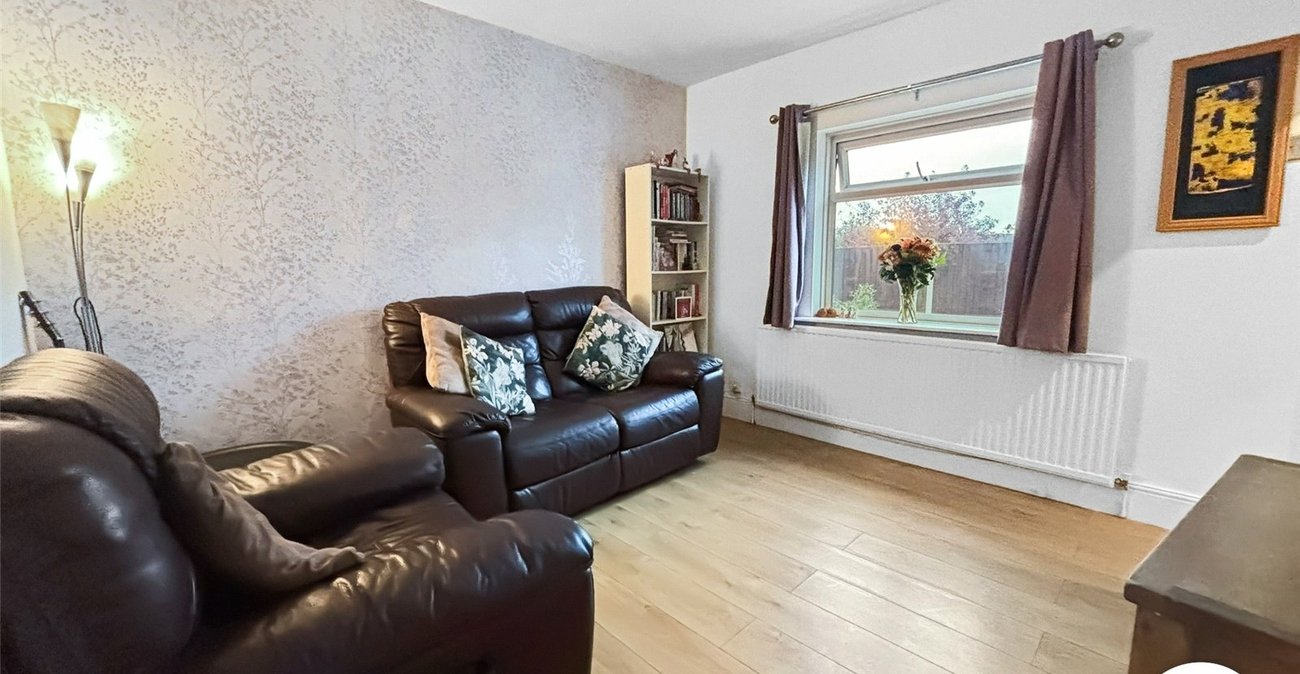 2 bedroom house for sale in Rochester | Robinson Michael & Jackson