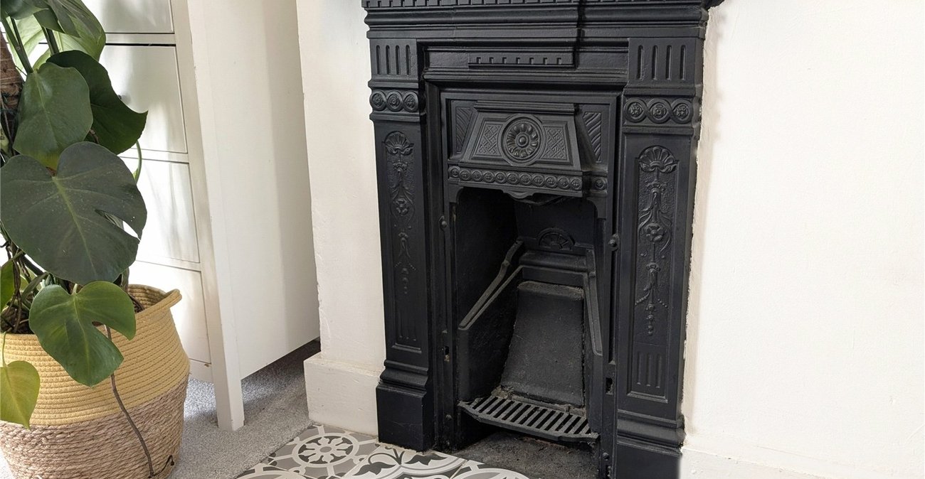 2 bedroom house for sale in Crockenhill | Robinson Jackson