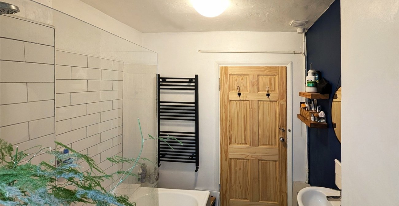 2 bedroom house for sale in Crockenhill | Robinson Jackson