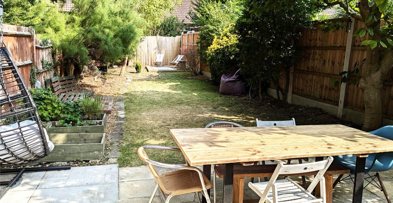 2 bedroom house for sale in Crockenhill | Robinson Jackson